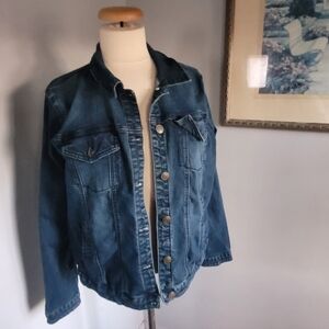 V Classic Denim Jacket Size M